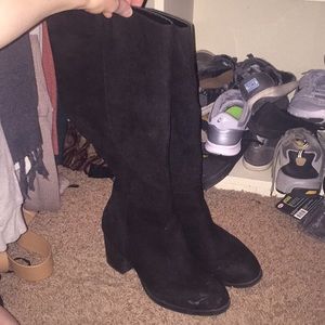 Black heeled boots! Old Navy!